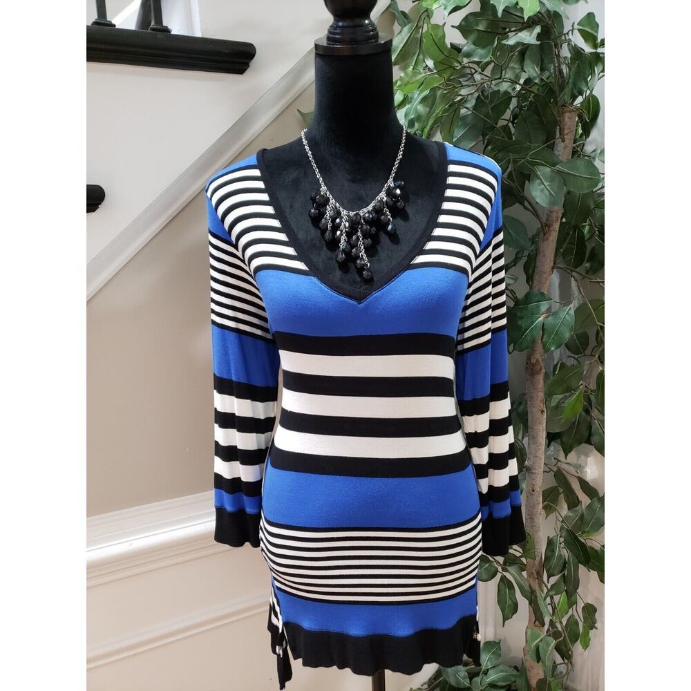 Cable & Gauge Women's Blue Viscose Striped V Neck Long Sleeve Top Blouse Medium